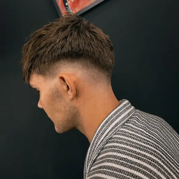 Nowoczesne strzyżenie męskie w Gentlemen Barber Shop